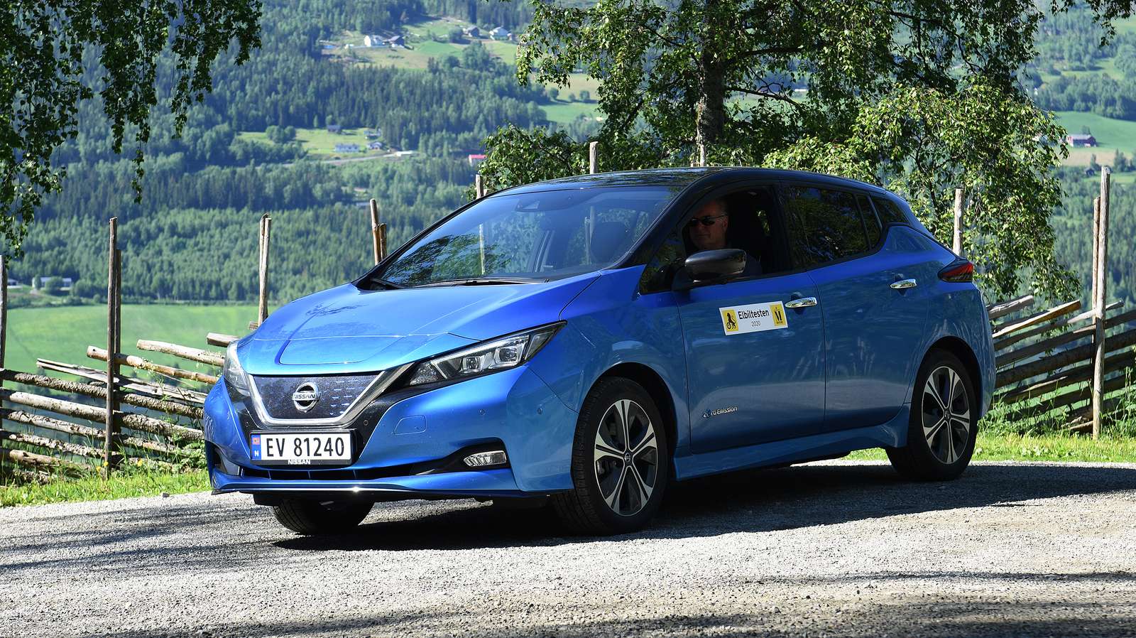 Nissan leaf sale pris